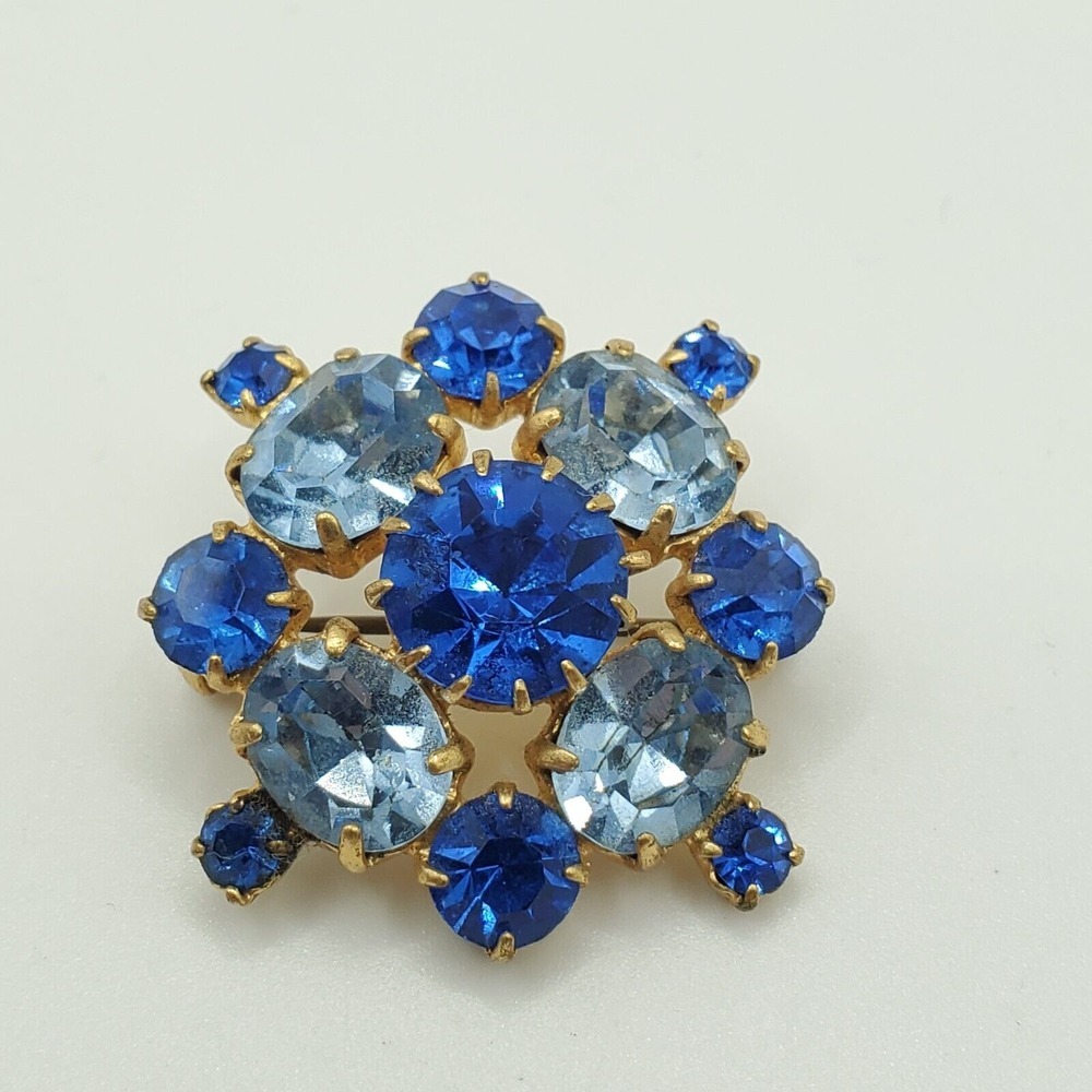 Rhinestone Brooch Pin‎ Shades of Blue Prong Set Gold Tone